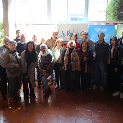 La Reina lanza convenio que permitirá adquirir medicamentos a precio costo